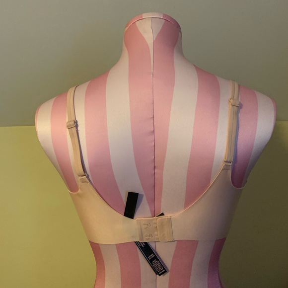 Victoria secret sexy illusion Demi 36D sold - Picture 2 of 3